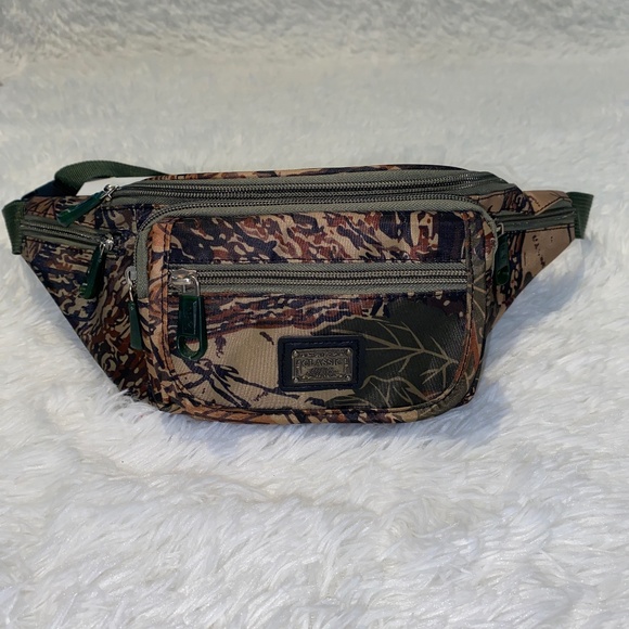 Classic Fashion Collection Handbags - Camo Beltbag/Fanny pack in New Condition